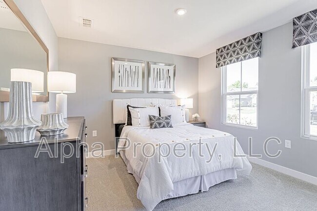 Building Photo - 505 Olivia Springs Dr