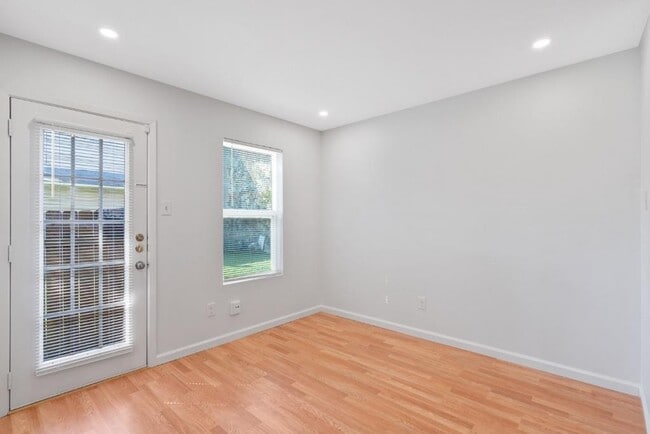 Building Photo - 8703 Schick Rd