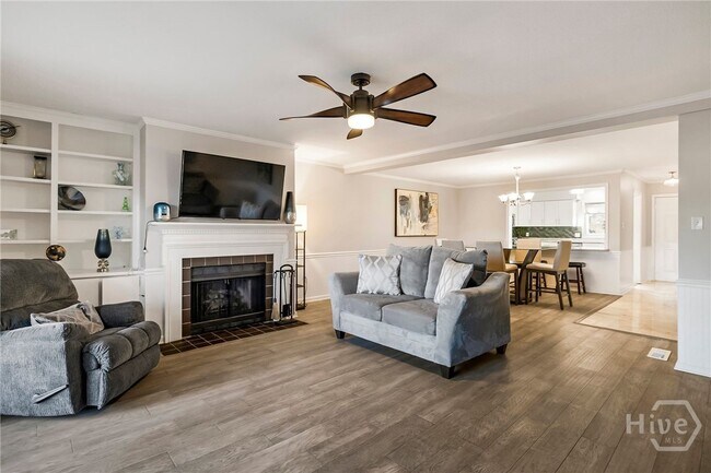 Building Photo - 12502 Apache Ave