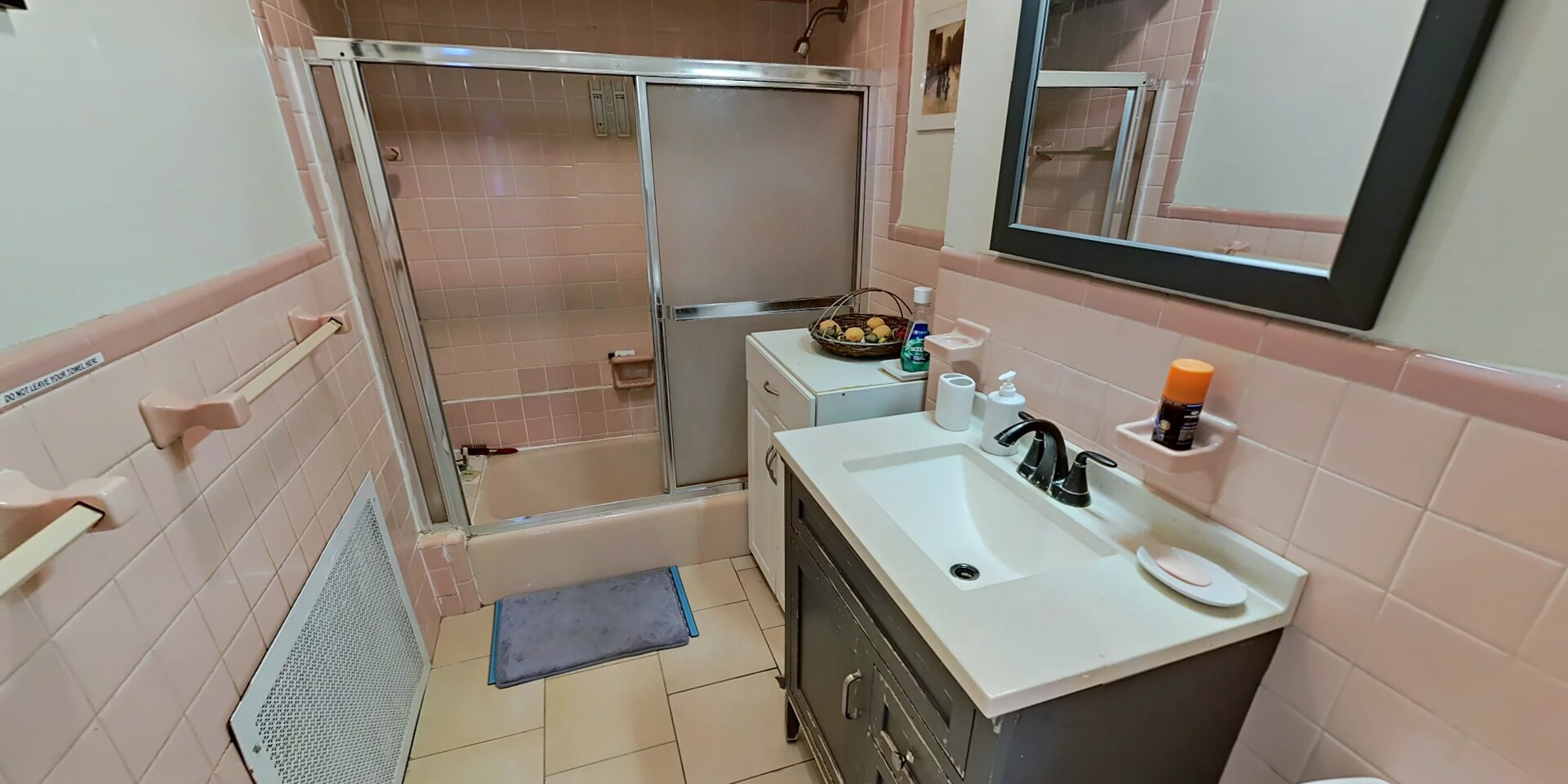 Building Photo - 1232 Beacon St