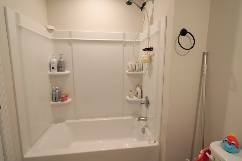 Building Photo - 1748 Plum Brook Dr