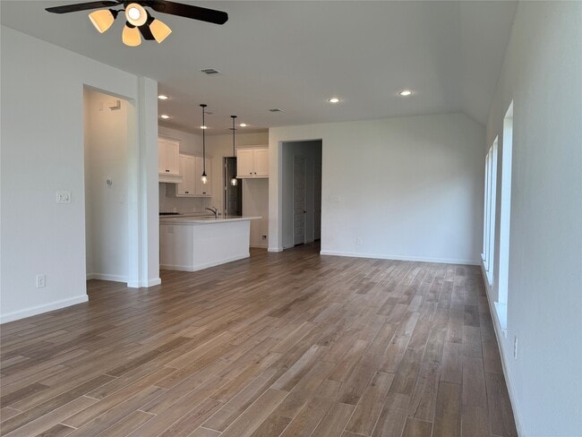 Building Photo - 4942 Hitchings Ct