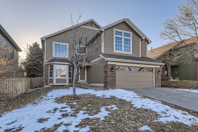 Building Photo - 4 bedroom, 2 1/2 bath home with attached 2...