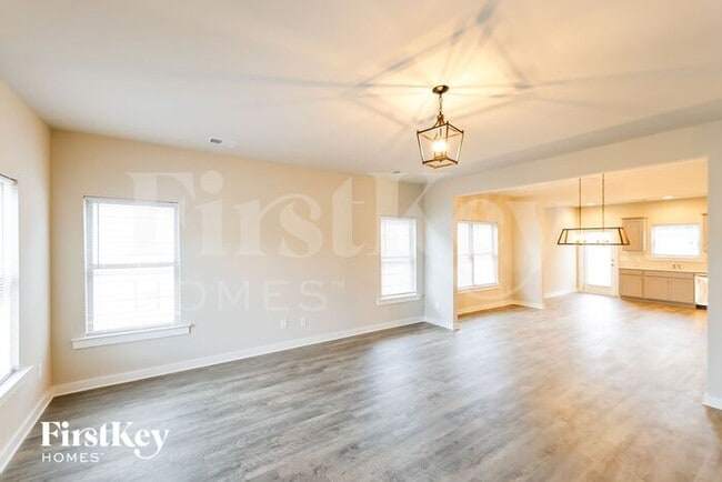 Building Photo - 161 County Rd 1700