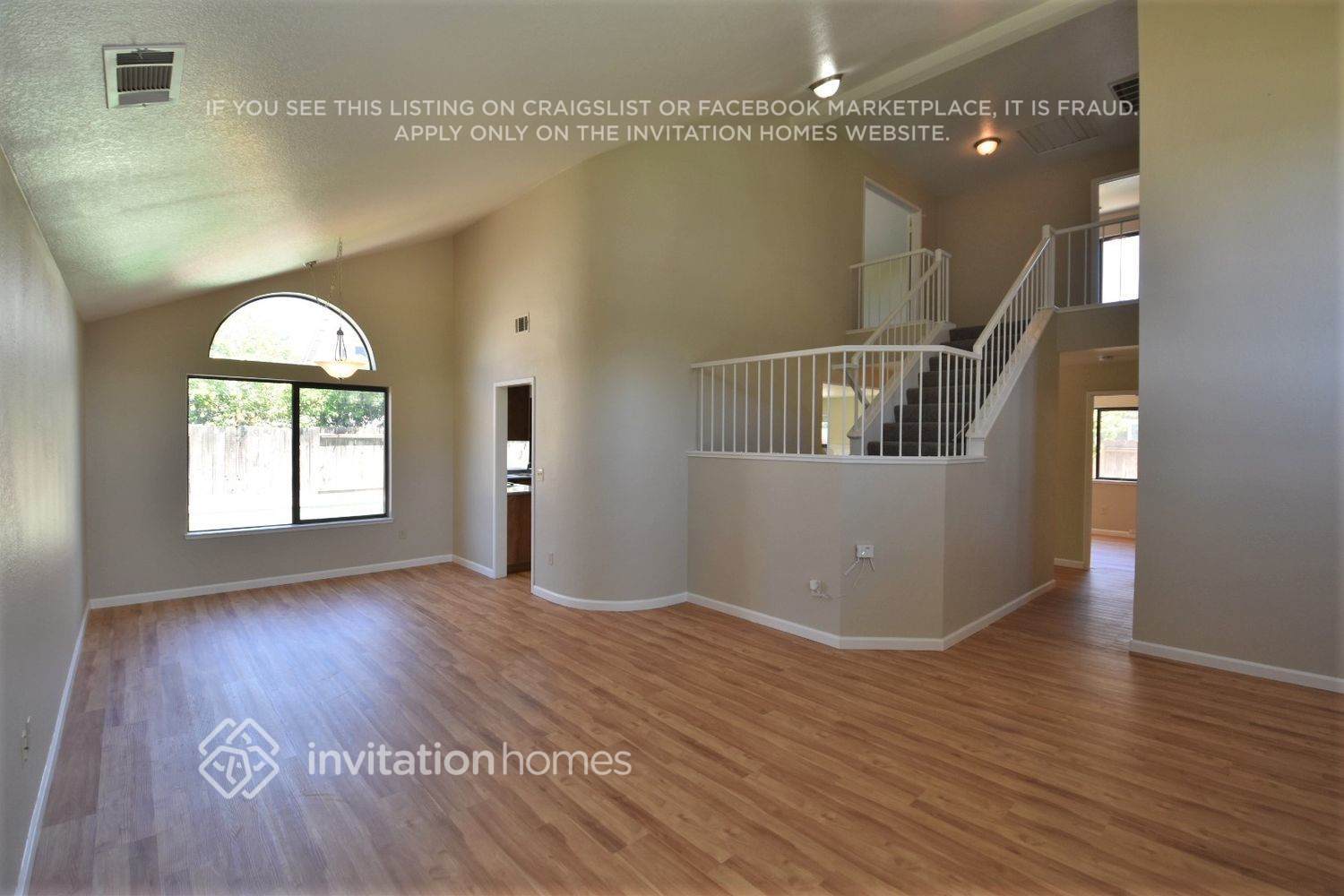 Building Photo - 1066 Eleanor Ln