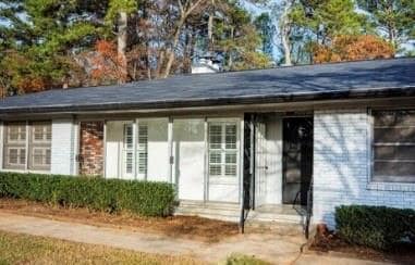 Building Photo - 3935 Orchard Rd SE