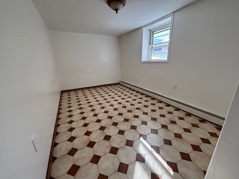 Building Photo - 103 Maitland Pl