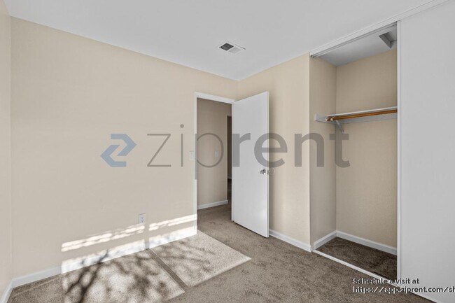 Building Photo - 133 Georgetown Ct