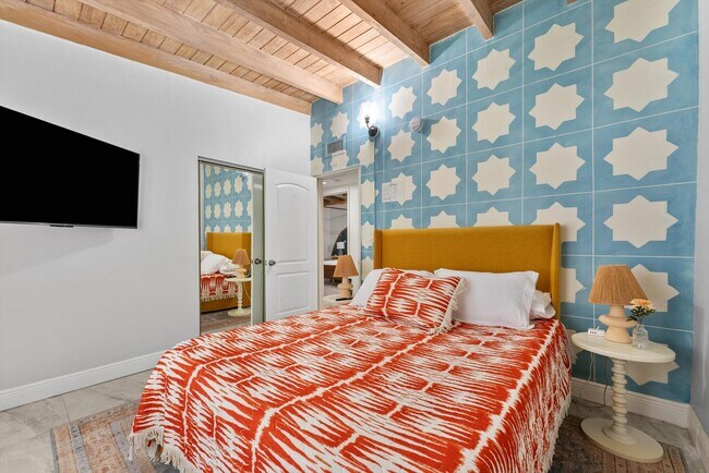 Building Photo - 3101 SW 16th St