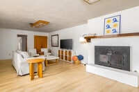 Building Photo - 4000 Highland Dr