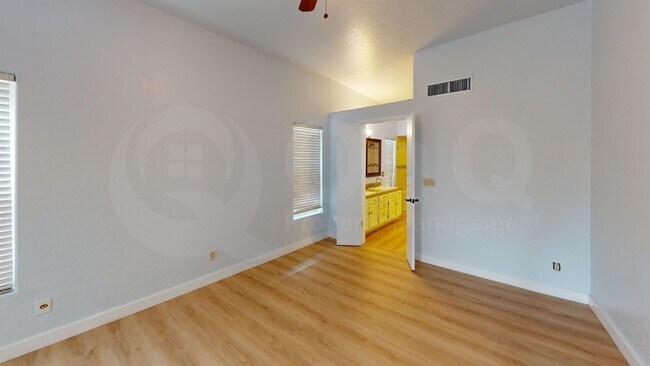 Building Photo - 3160 N Brittlebush Ln