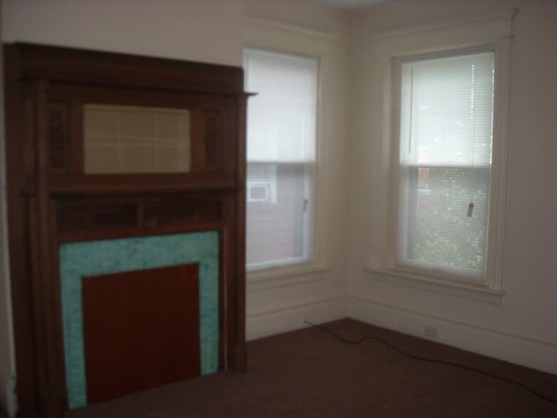 Bedroom 1 - 339 S Aiken Ave