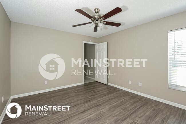 Building Photo - 362 Emerson Dr NW