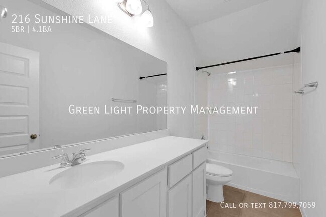 Building Photo - 216 Sunshine Ln