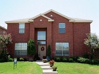 Building Photo - 4621 Brighton Dr