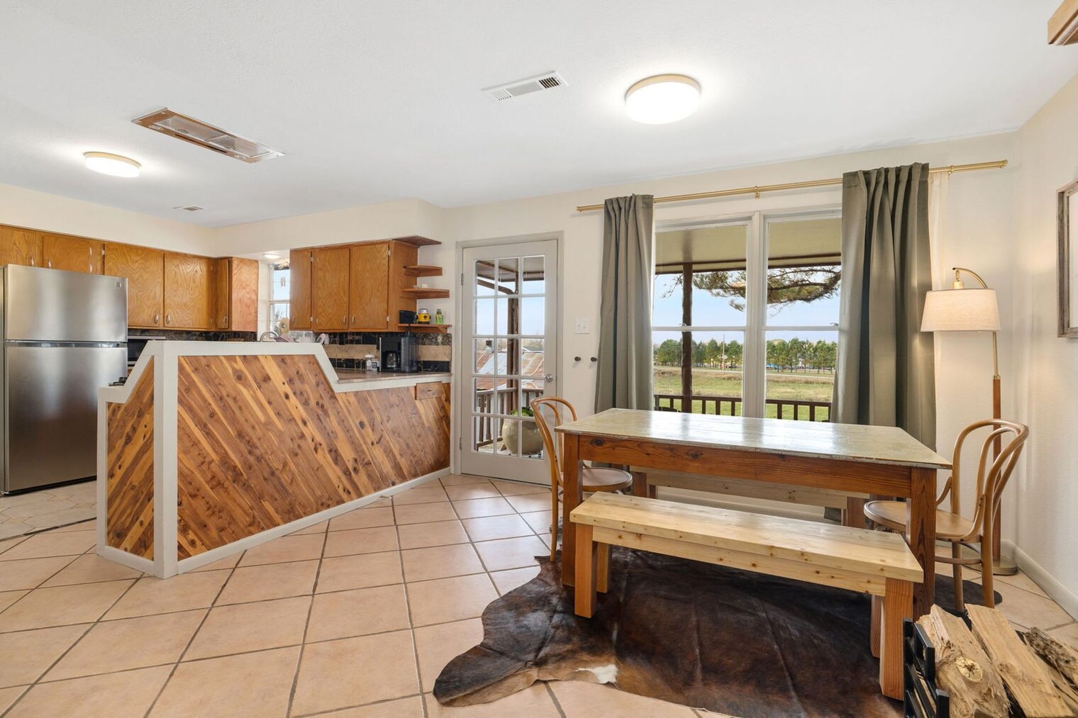 Building Photo - 17097 Lake Sequoyah Dr