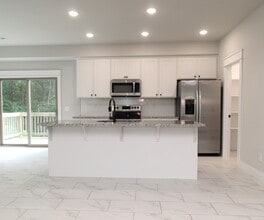 Building Photo - 11 Hillswick Dr