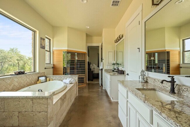Building Photo - 1194 Vaquero Wy