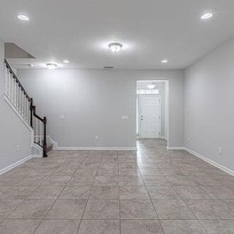 Building Photo - 319 Richmond Dr