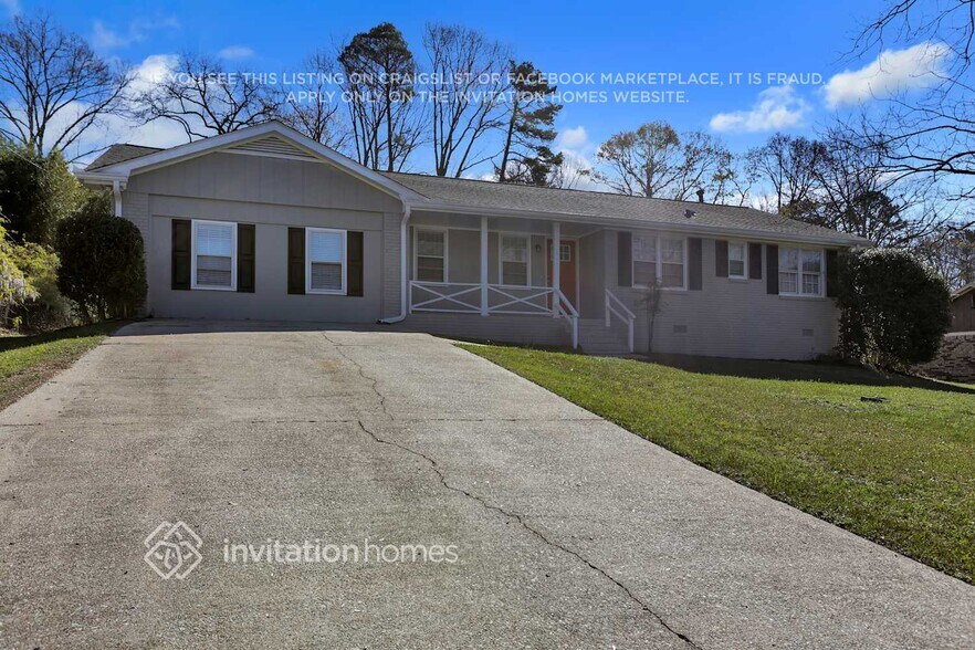 Primary Photo - 2686 Turner Valley Cir SW