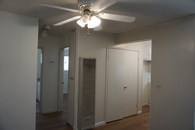 Dining Area - 11628 Mayfield Ave