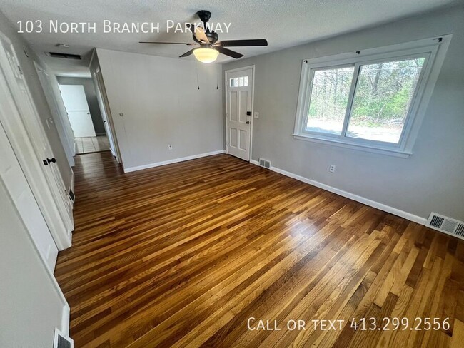 Building Photo - 103 N Branch Pkwy