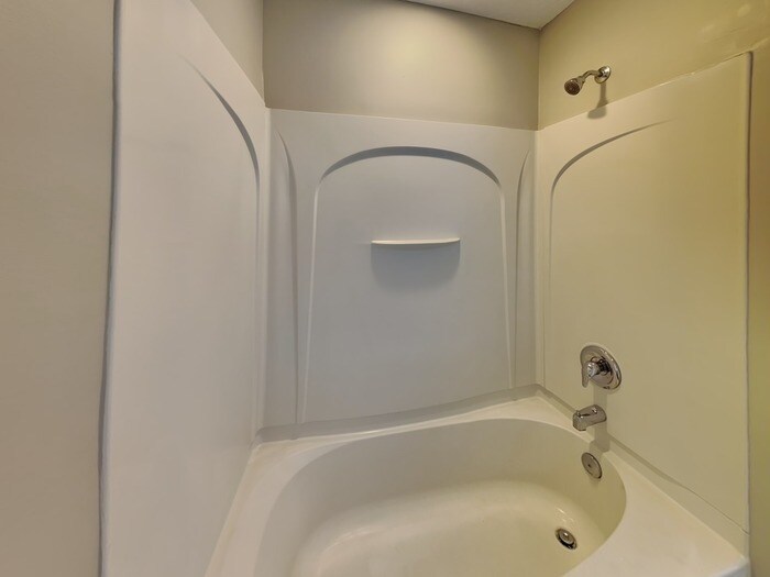 Building Photo - 167 Patriot Ln