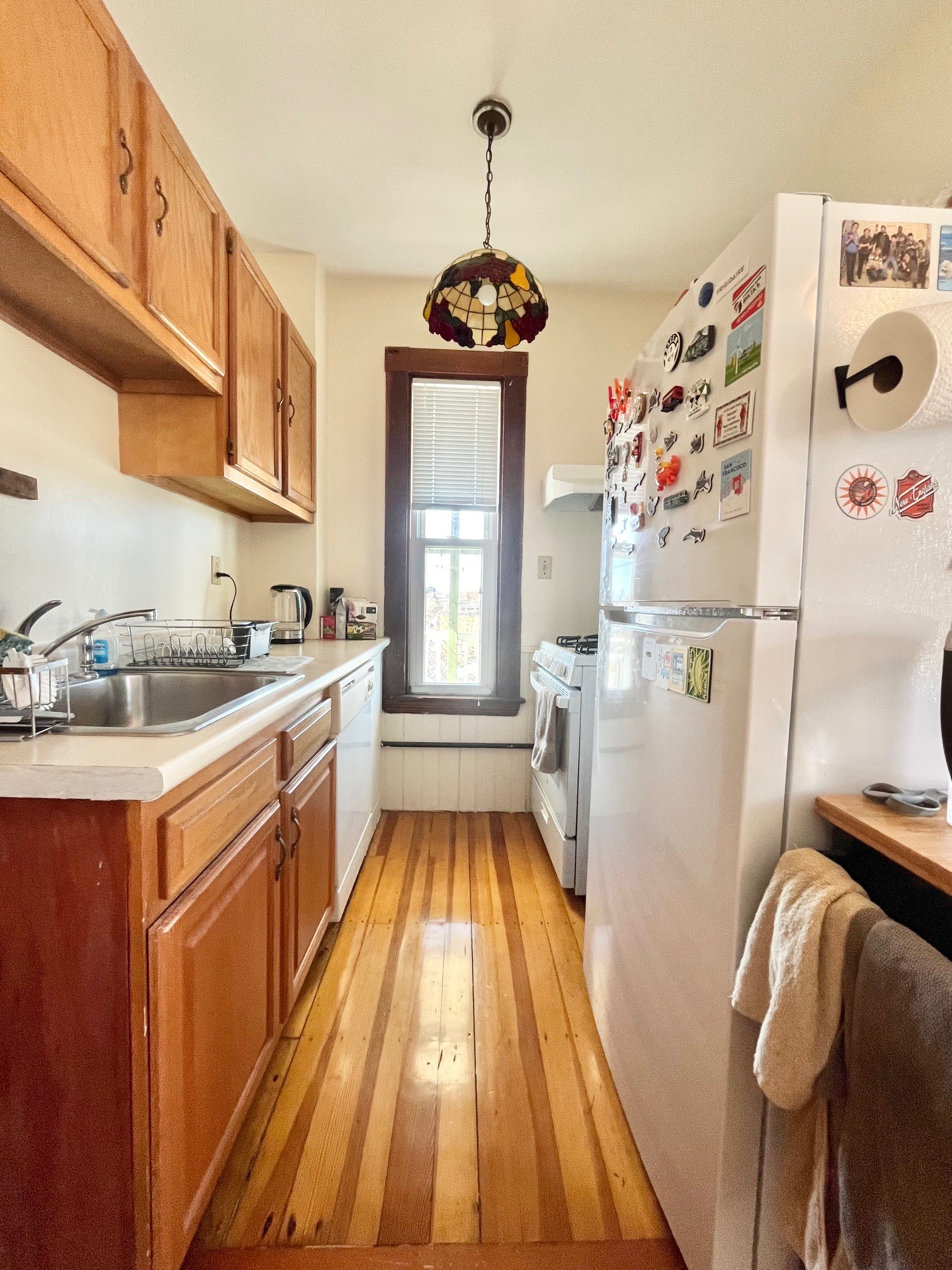 Building Photo - 48 Putnam St