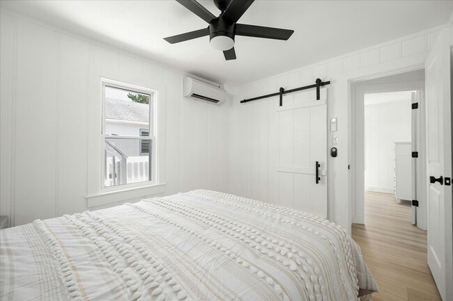 Building Photo - 11 43rd St