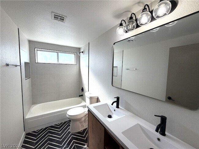 Building Photo - 5629 Caladonia Ave