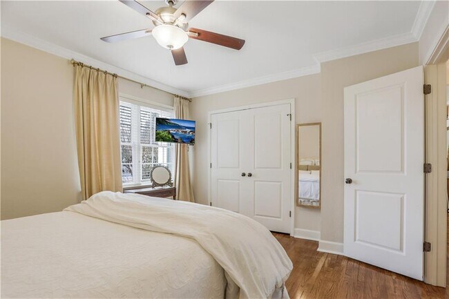 Building Photo - 115 Peachtree Memorial Dr NW