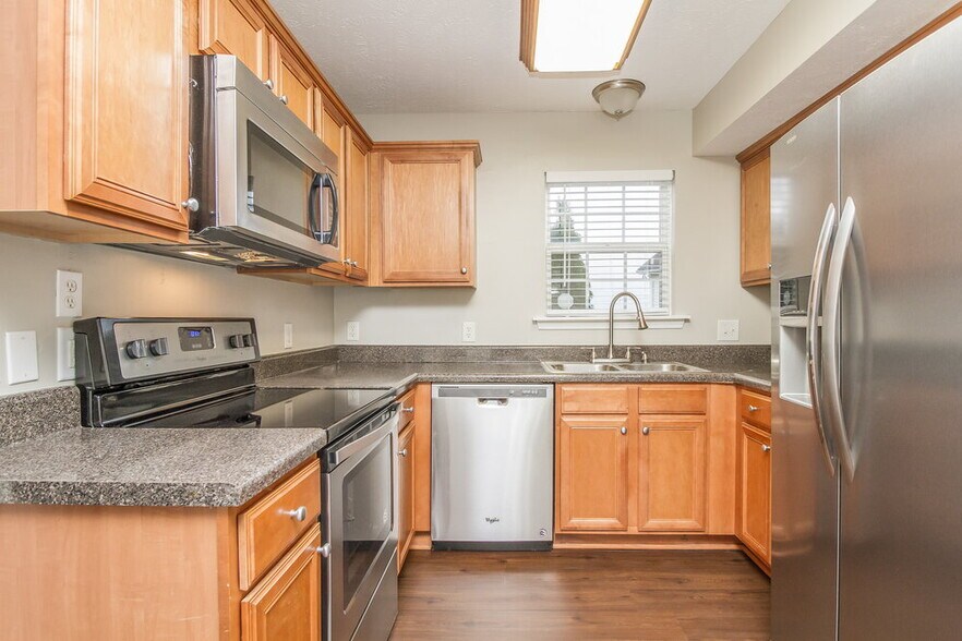 Building Photo - 3076 Ace Wintermeyer Dr