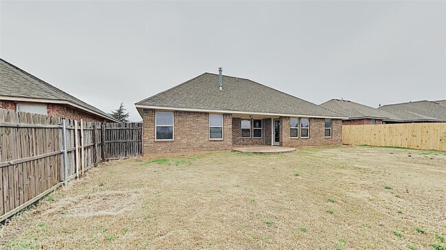Building Photo - 15304 Blue Jay Dr