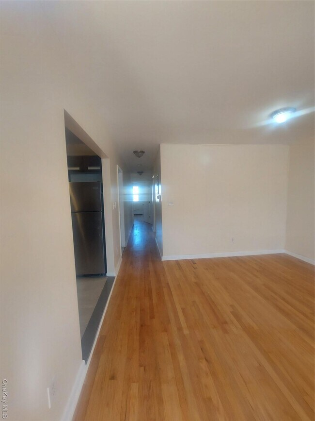 Building Photo - 1123 Schenectady Ave