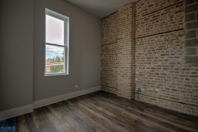 Floorplan - 1758 W. 21st Pl. / 2115 S. Wood St.