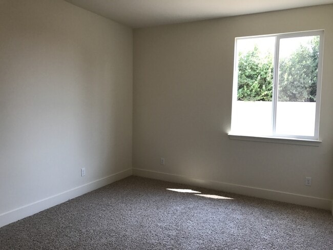 Building Photo - 1600 Dolomite Ct