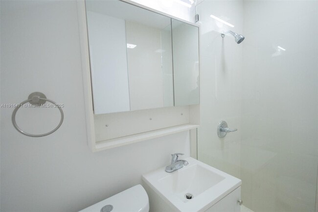 Building Photo - 2675 SW 24th Ter