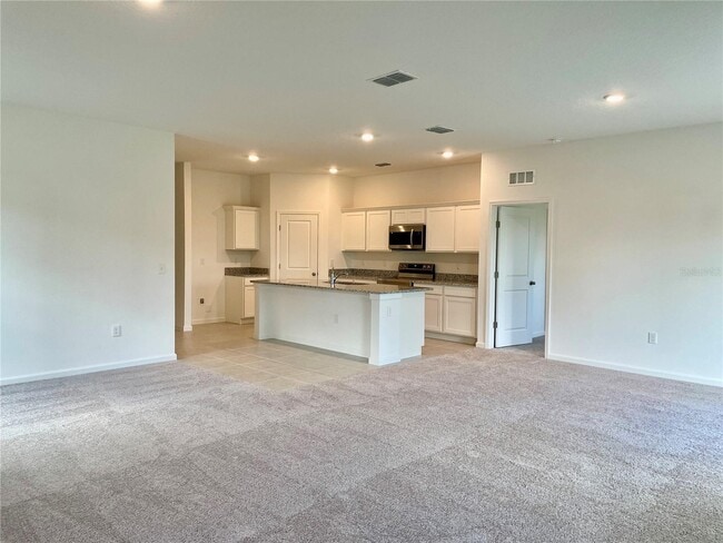 Building Photo - 4 Bedroom, 2 Bathroom homes in Minneola