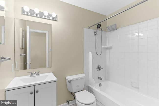 Building Photo - 7219 Bona Vista Ct