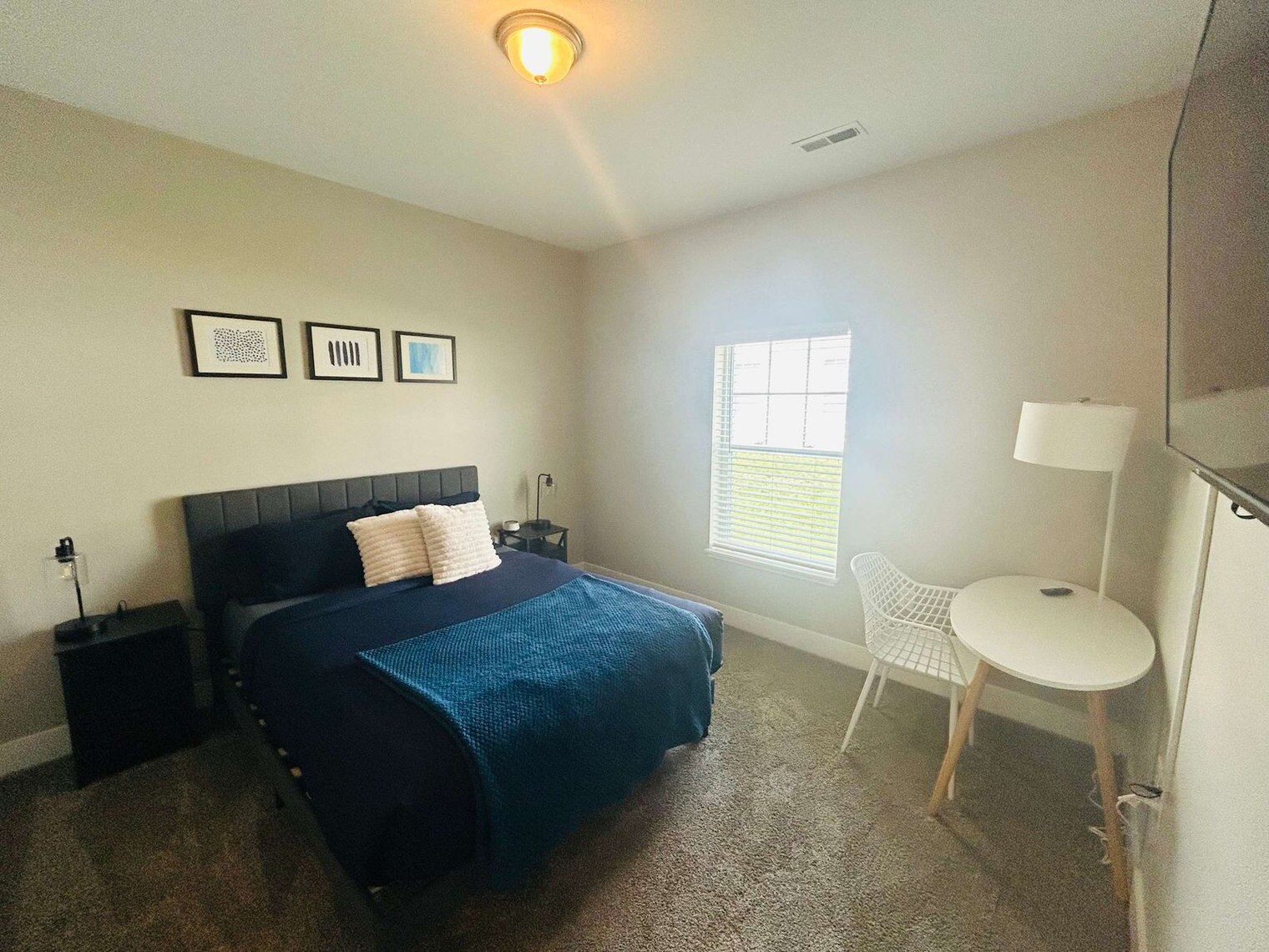 Building Photo - 3939 Pinot Dr