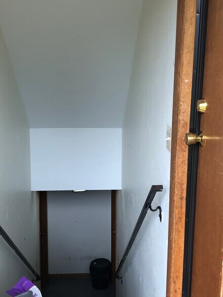 Basement Stairway - 2020 Field St