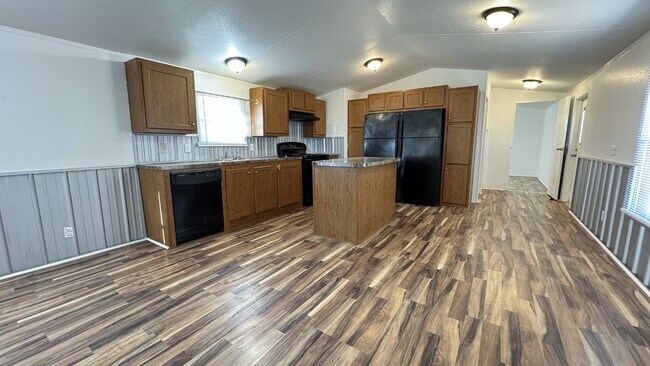 Building Photo - 15095 Highway 15