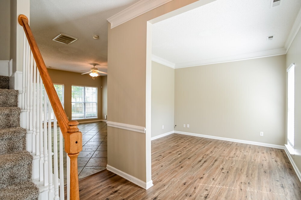 Building Photo - 1432 Lockhart Pl NW