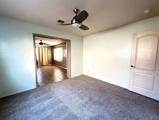 Building Photo - 4722 W 28th Pl