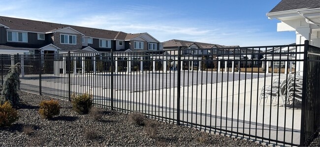 Building Photo - 4248 W Perspective St