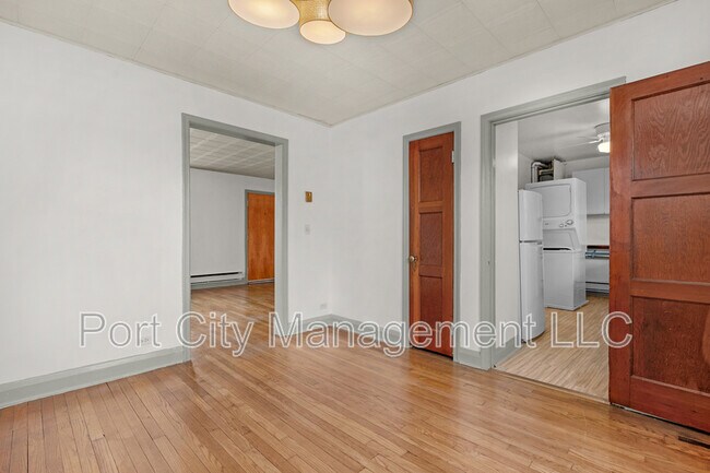 Building Photo - 3607 Bayonne Ave