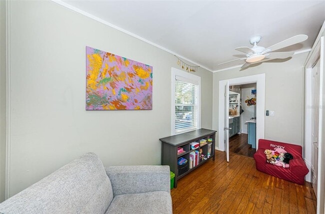 Building Photo - 1009 8th St N