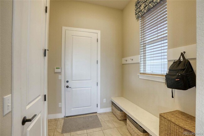 Building Photo - Beautiful Spacious 4 bed/4.5 bathroom in Broomfield - Available NOW!