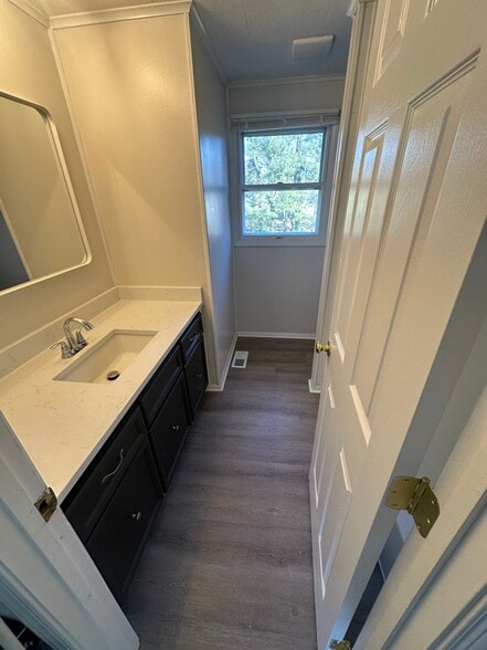 Building Photo - 809 E D St