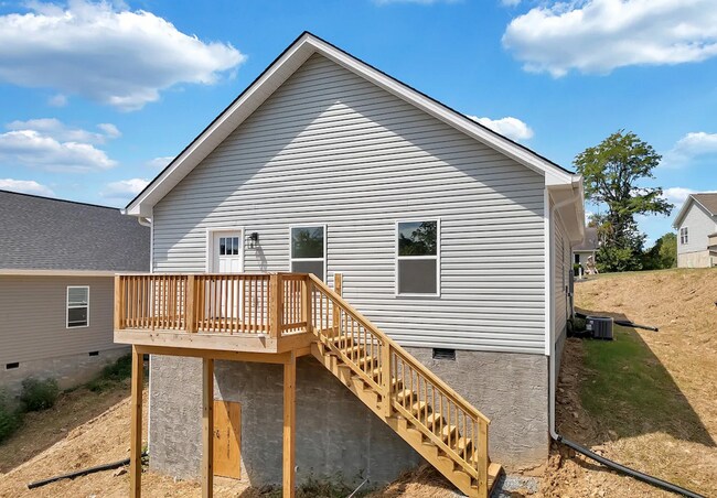 Building Photo - NEVER LIVED IN !!! BRAND NEW!!!!